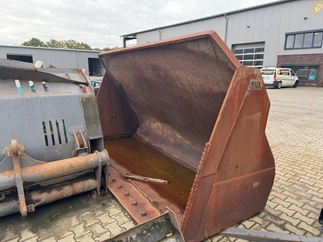 Fadrom me goma Volvo L 180 H: foto 19