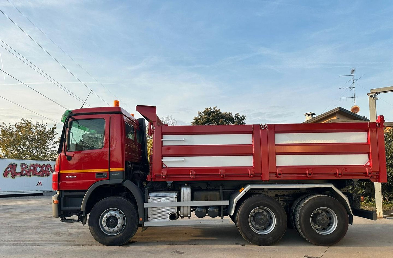 Mercedes Actros 3 assi 33 51 euro 5 - Kamion me karroceri të hapur: foto 2 Mercedes Actros 3 assi 33 51 euro 5 - Kamion me karroceri të hapur: foto 2