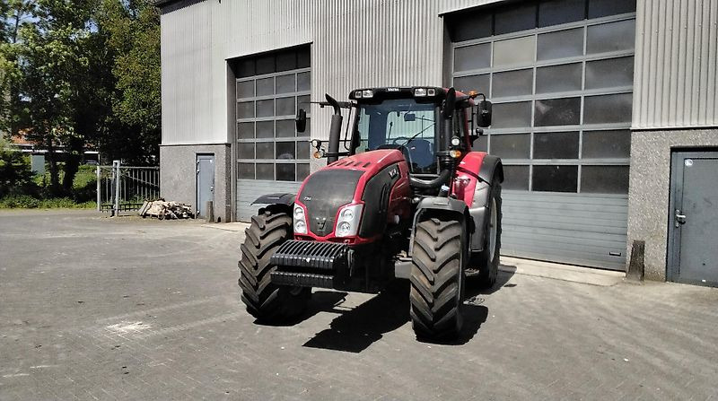 Traktor Valtra T153 Versu: foto 13