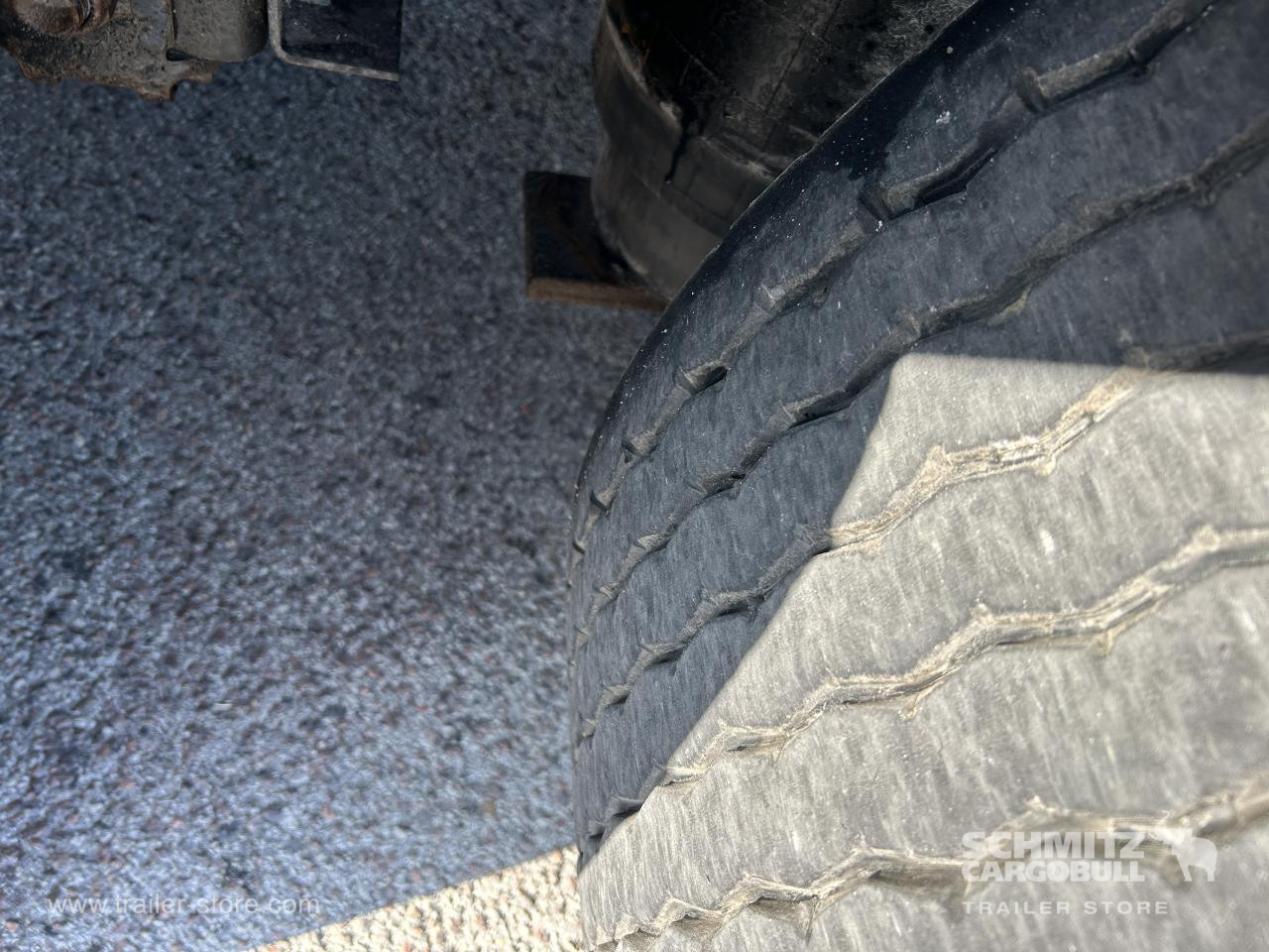 SCHMITZ Curtainsider Standard - Gjysmë rimorkio me tendë: foto 5 SCHMITZ Curtainsider Standard - Gjysmë rimorkio me tendë: foto 5