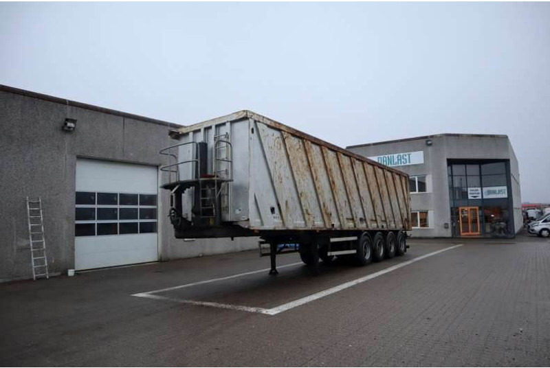 DANSON Tipper/Kipper/Tiptrailer 69 m³ - Gjysmë rimorkio vetëshkarkuese: foto 1 DANSON Tipper/Kipper/Tiptrailer 69 m³ - Gjysmë rimorkio vetëshkarkuese: foto 1