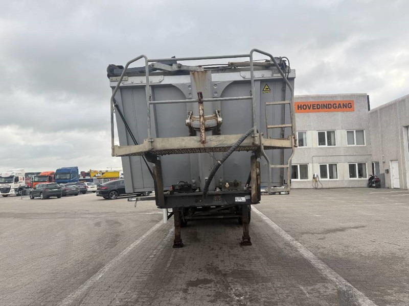 Gjysmë rimorkio vetëshkarkuese KEL-BERG Tipper / Kipper / Tiptrailer: foto 9 Gjysmë rimorkio vetëshkarkuese KEL-BERG Tipper / Kipper / Tiptrailer: foto 9