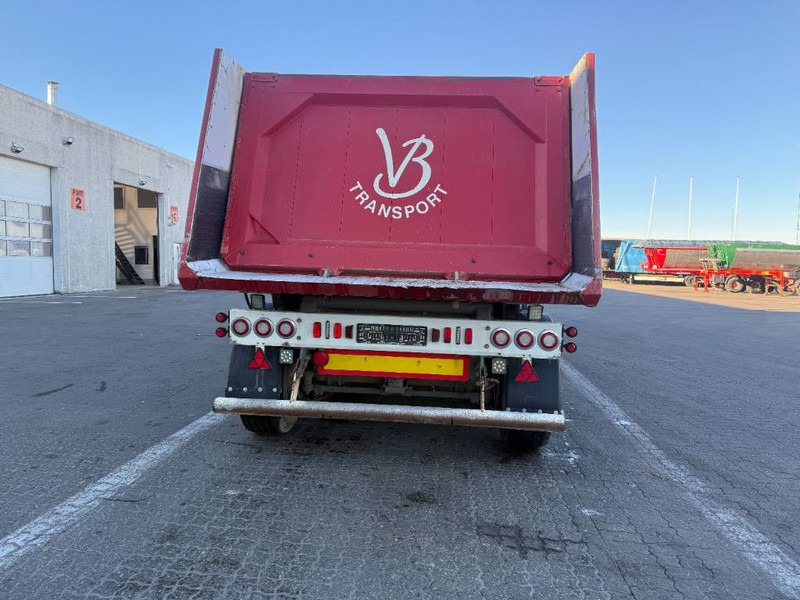 KEL-BERG Tipper / Kipper / Tiptrailer - Gjysmë rimorkio vetëshkarkuese: foto 4 KEL-BERG Tipper / Kipper / Tiptrailer - Gjysmë rimorkio vetëshkarkuese: foto 4