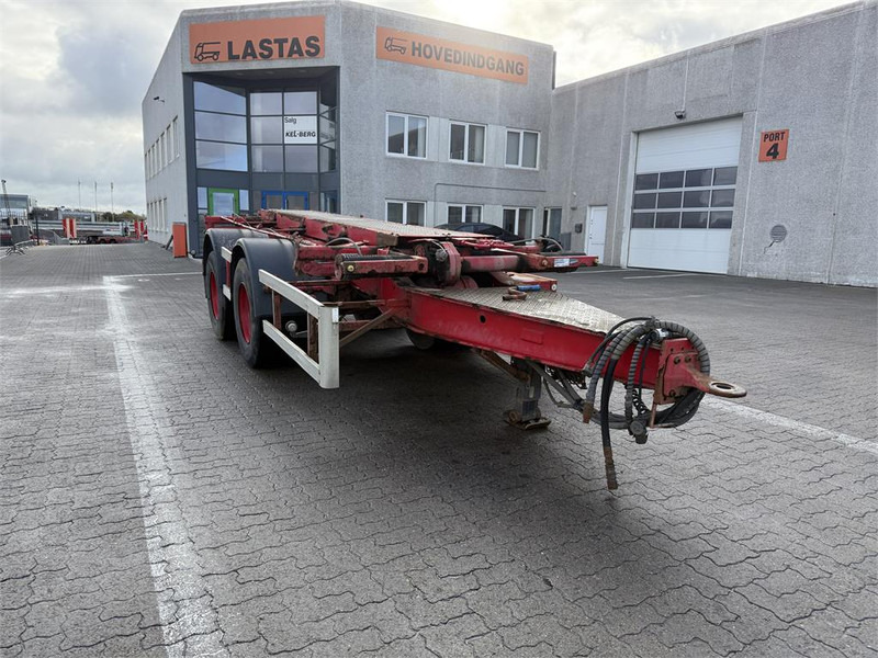 Nopa 2 aks. - Rimorkio vetëshkarkuese: foto 3 Nopa 2 aks. - Rimorkio vetëshkarkuese: foto 3