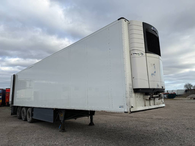 Schmitz Cargobull 3-axle 66pl. Vector1950MT Multitemp/Doppelkammer - Gjysmë rimorkio frigorifer: foto 2 Schmitz Cargobull 3-axle 66pl. Vector1950MT Multitemp/Doppelkammer - Gjysmë rimorkio frigorifer: foto 2