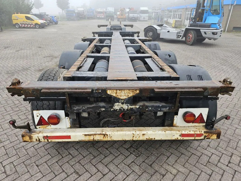 Broshuis MFCC Multi - Lifting axle - 2x20FT / 40FTHC / 45FTHC - Transportjer kontejnerësh/ Gjysmë rimorkio me karroceri të çmontueshme: foto 5 Broshuis MFCC Multi - Lifting axle - 2x20FT / 40FTHC / 45FTHC - Transportjer kontejnerësh/ Gjysmë rimorkio me karroceri të çmontueshme: foto 5