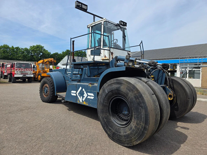 Hyster H44.OOC-16CH Complete with spreader - Autovinç: foto 4 Hyster H44.OOC-16CH Complete with spreader - Autovinç: foto 4