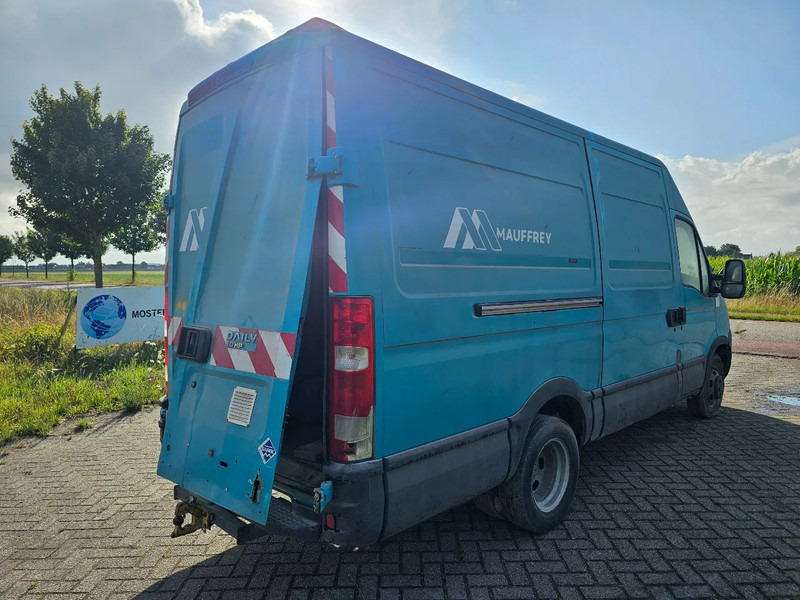 Iveco Daily 35C15V Daily 35C15V - Veturë: foto 5 Iveco Daily 35C15V Daily 35C15V - Veturë: foto 5