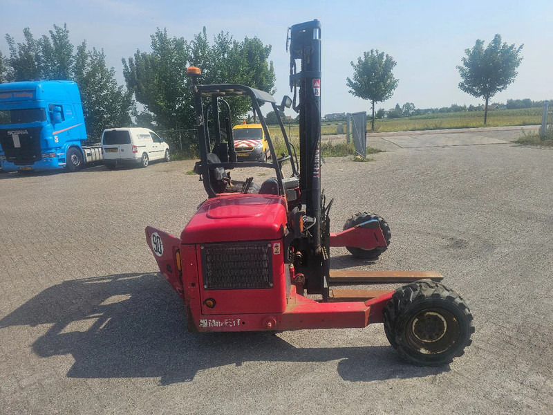 Moffett M4 20.3 RE4-45-1200-900 - Pirun ngritës: foto 4 Moffett M4 20.3 RE4-45-1200-900 - Pirun ngritës: foto 4