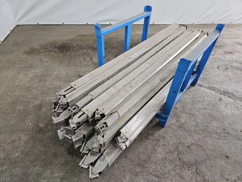 Schmitz Cargobull Doppelstock-systeem - Dubbellaadvloersystem - Pjesë këmbimi për Kamioni: foto 1 Schmitz Cargobull Doppelstock-systeem - Dubbellaadvloersystem - Pjesë këmbimi për Kamioni: foto 1