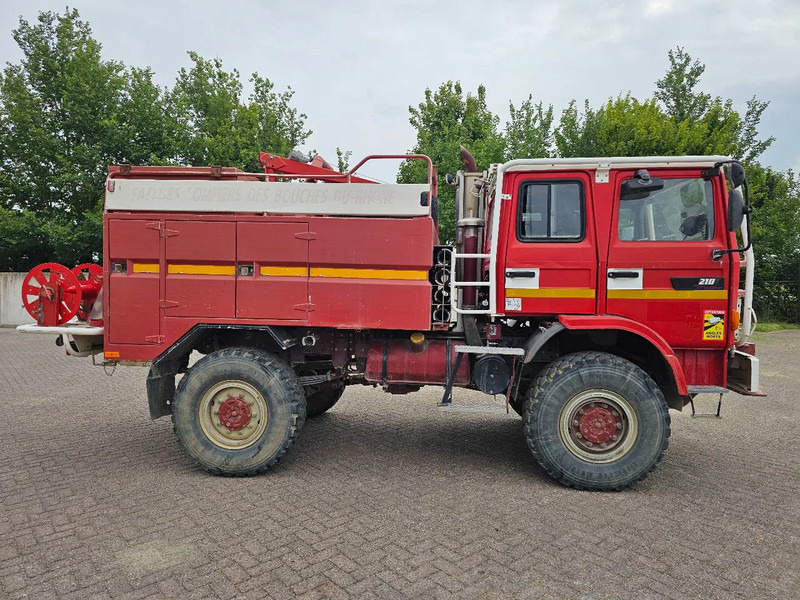 Renault M210 4x4 - Arbois 3500L - Zjarrfikëse: foto 4 Renault M210 4x4 - Arbois 3500L - Zjarrfikëse: foto 4