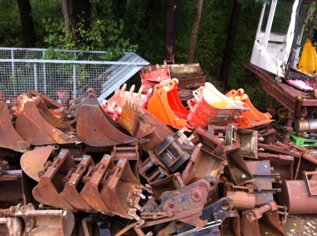 - Kovë për Miniekskavator: foto 4 - Kovë për Miniekskavator: foto 4