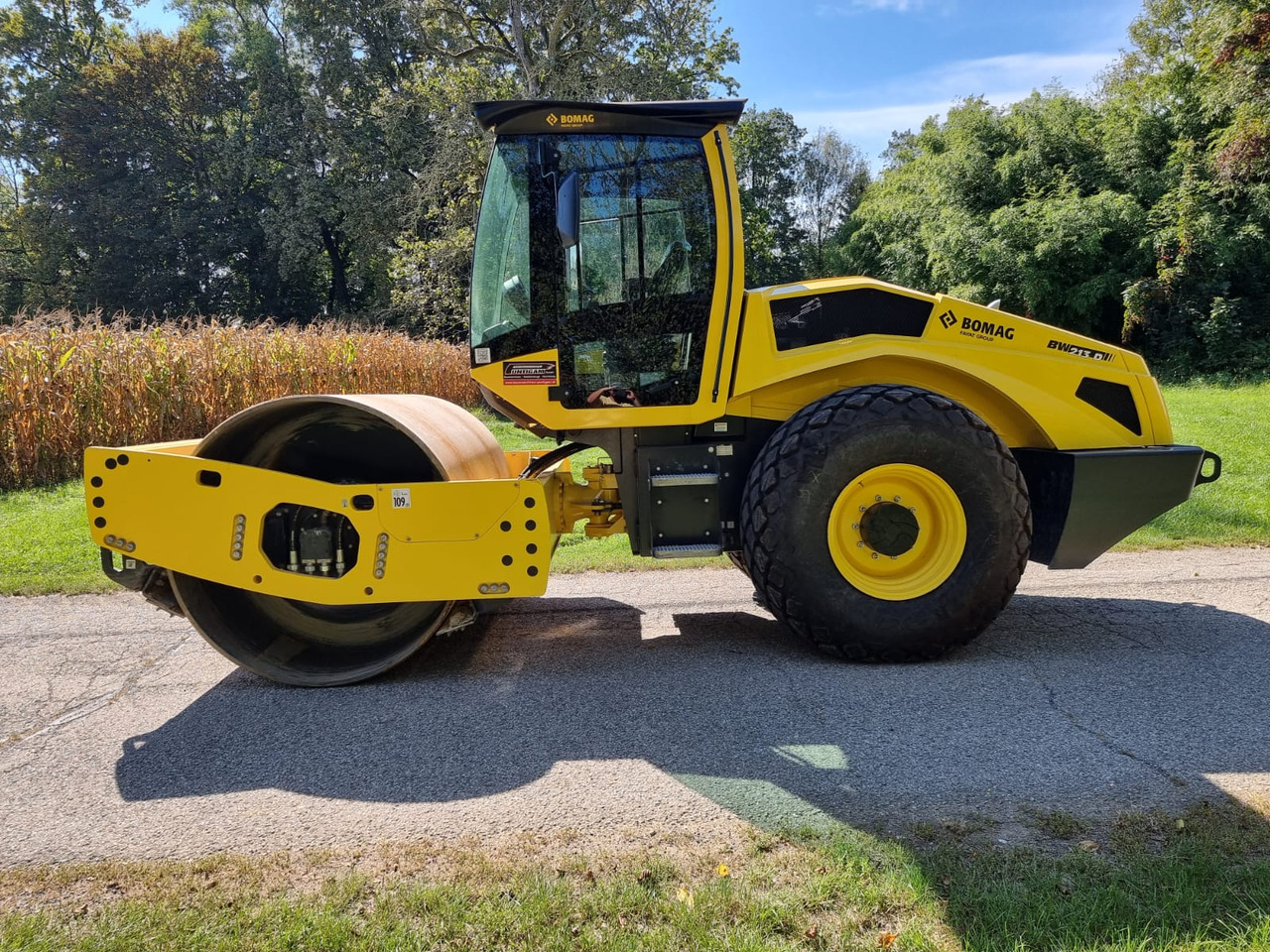 BOMAG BW 213 D-5 PL - Rul: foto 1 BOMAG BW 213 D-5 PL - Rul: foto 1