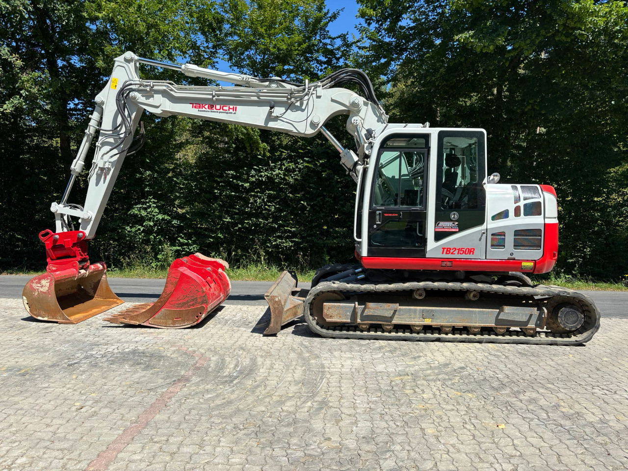 Takeuchi TB 2150 R - Ekskavator me zinxhirë: foto 1 Takeuchi TB 2150 R - Ekskavator me zinxhirë: foto 1
