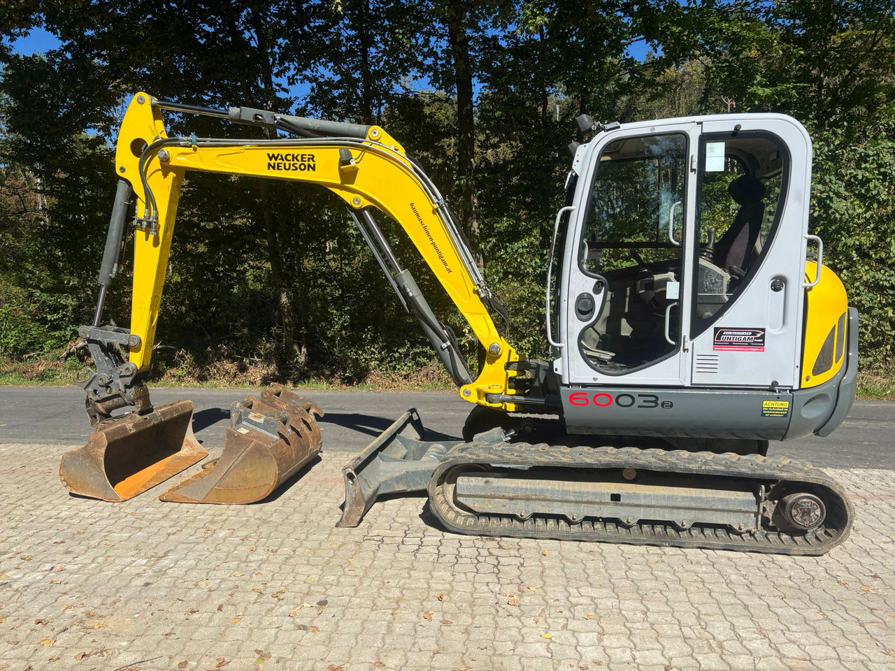 WACKER Neuson 6003 - Miniekskavator: foto 1 WACKER Neuson 6003 - Miniekskavator: foto 1