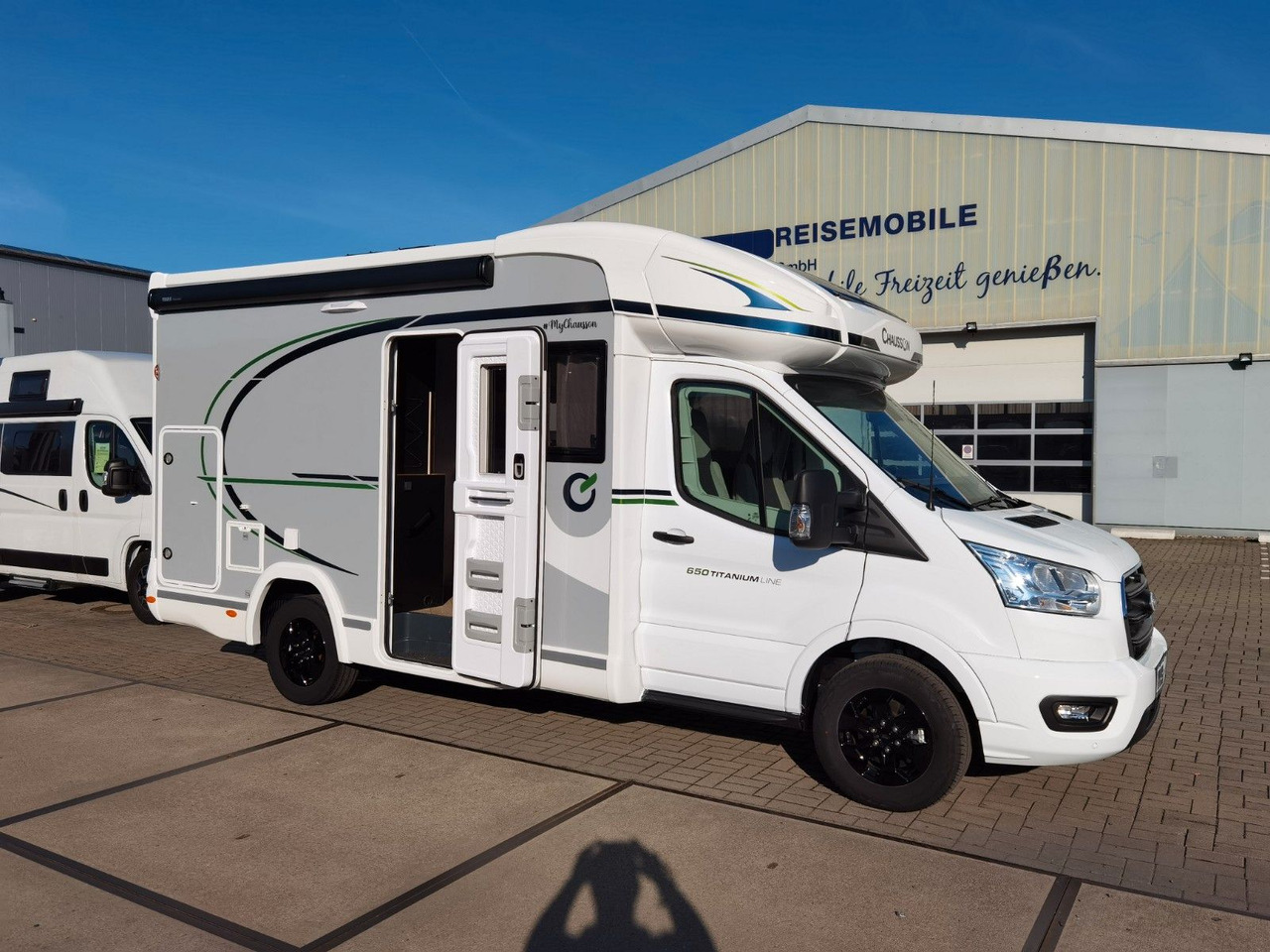 Kamper gjysmë i integruar Chausson 650 TITANIUM / - 2026 - / 165PS - 8G. / HUBBETT: foto 7