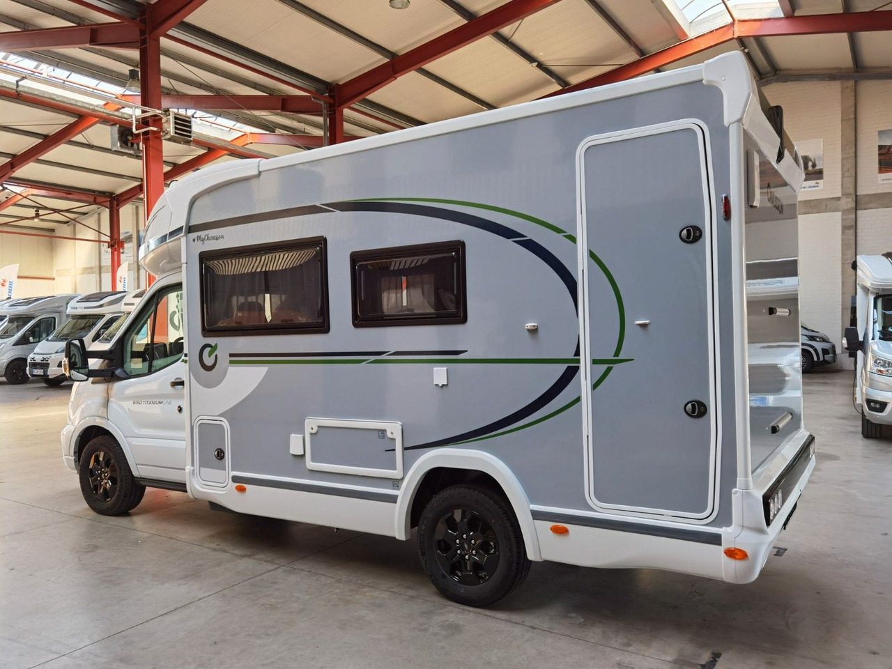Chausson 650 TITANIUM / MODELL 2026 / 165PS-8G. / HUBBETT - Kamper gjysmë i integruar: foto 5 Chausson 650 TITANIUM / MODELL 2026 / 165PS-8G. / HUBBETT - Kamper gjysmë i integruar: foto 5