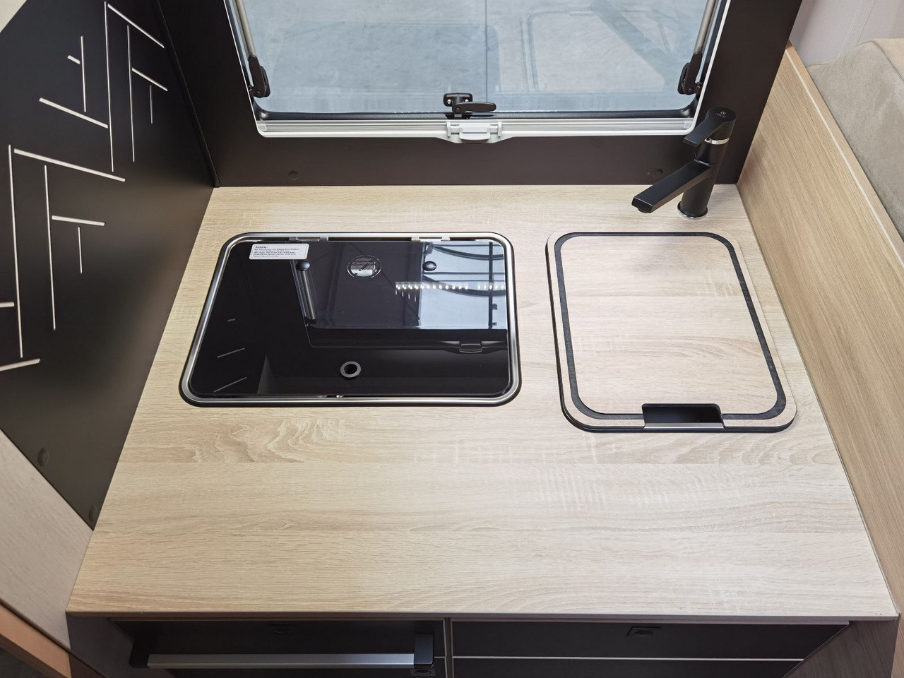 Kamper gjysmë i integruar Chausson 724 ETAPE - LINE /140PS /ZUBEHÖR & CONNECT PAKET: foto 14 Kamper gjysmë i integruar Chausson 724 ETAPE - LINE /140PS /ZUBEHÖR & CONNECT PAKET: foto 14