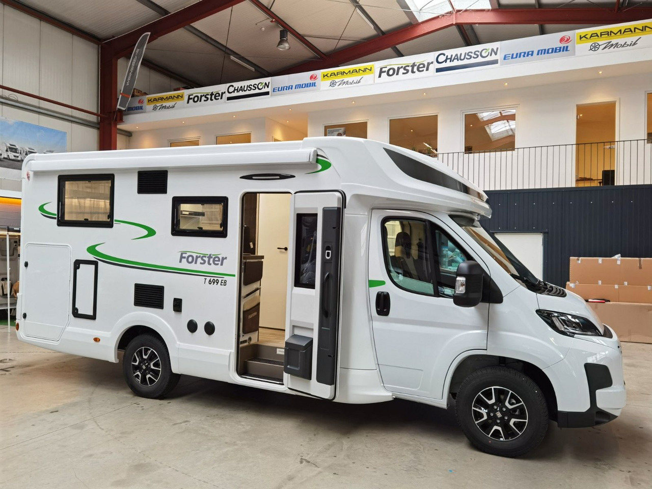 Kamper gjysmë i integruar Forster T 699 EB / 2025 / 140PS/ EINZELBETTEN & HUBBETT: foto 8