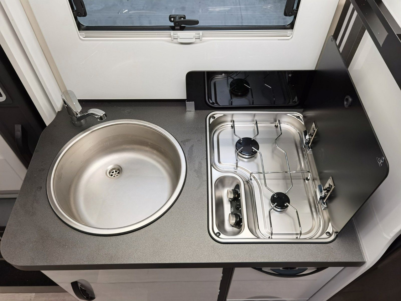 Kamper gjysmë i integruar Forster T 699 EB / 2025 / 140PS/ EINZELBETTEN & HUBBETT: foto 18