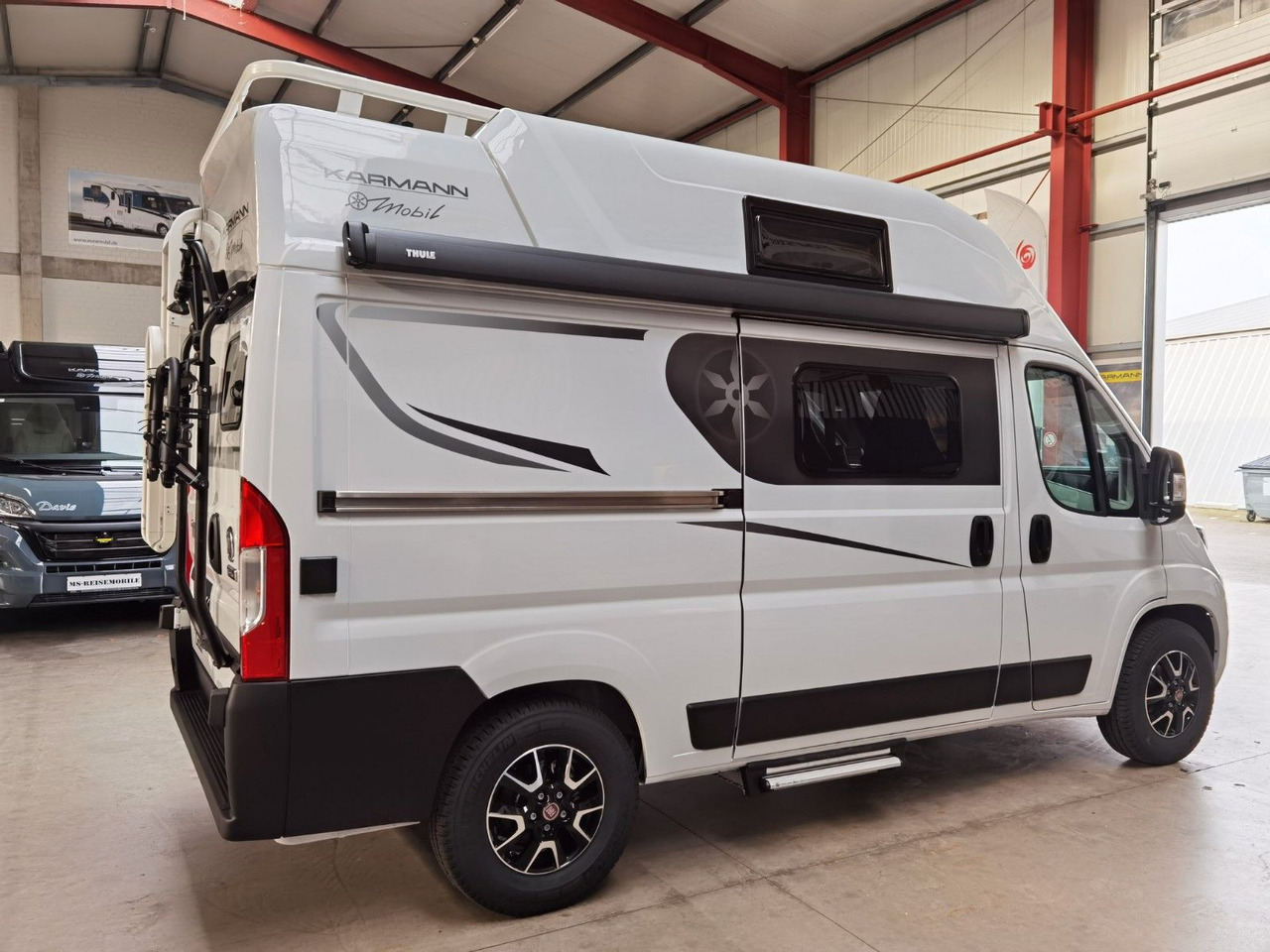 Karmann DEXTER 550 / 140PS / CONCEPT - PAKET & HUBBETT - Furgon kampingu: foto 4 Karmann DEXTER 550 / 140PS / CONCEPT - PAKET & HUBBETT - Furgon kampingu: foto 4