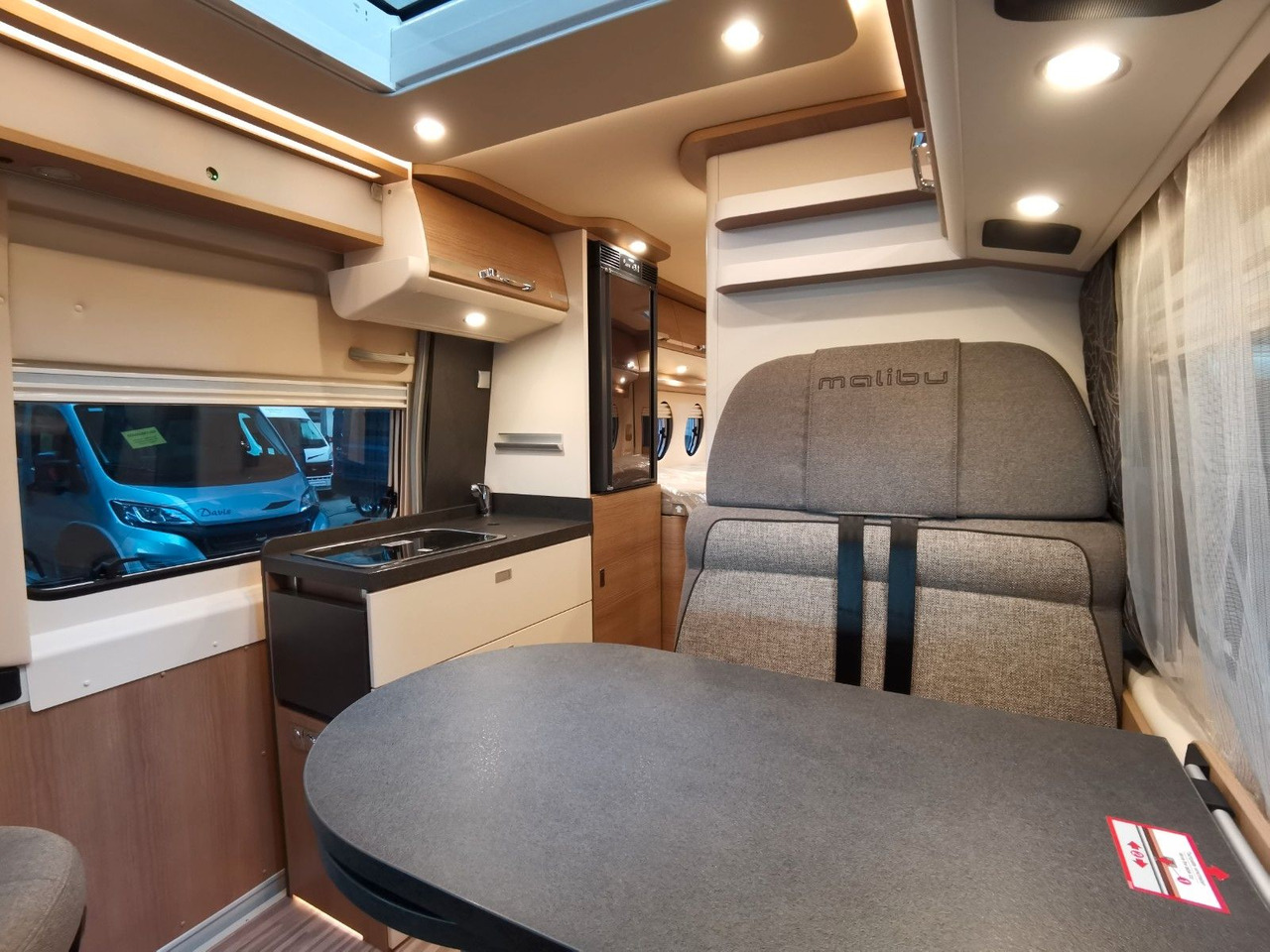 Lizingu i  Malibu VAN COMFORT GT - 640 LE / KLIMAAUTOMATIK / NAVI Malibu VAN COMFORT GT - 640 LE / KLIMAAUTOMATIK / NAVI: foto 11