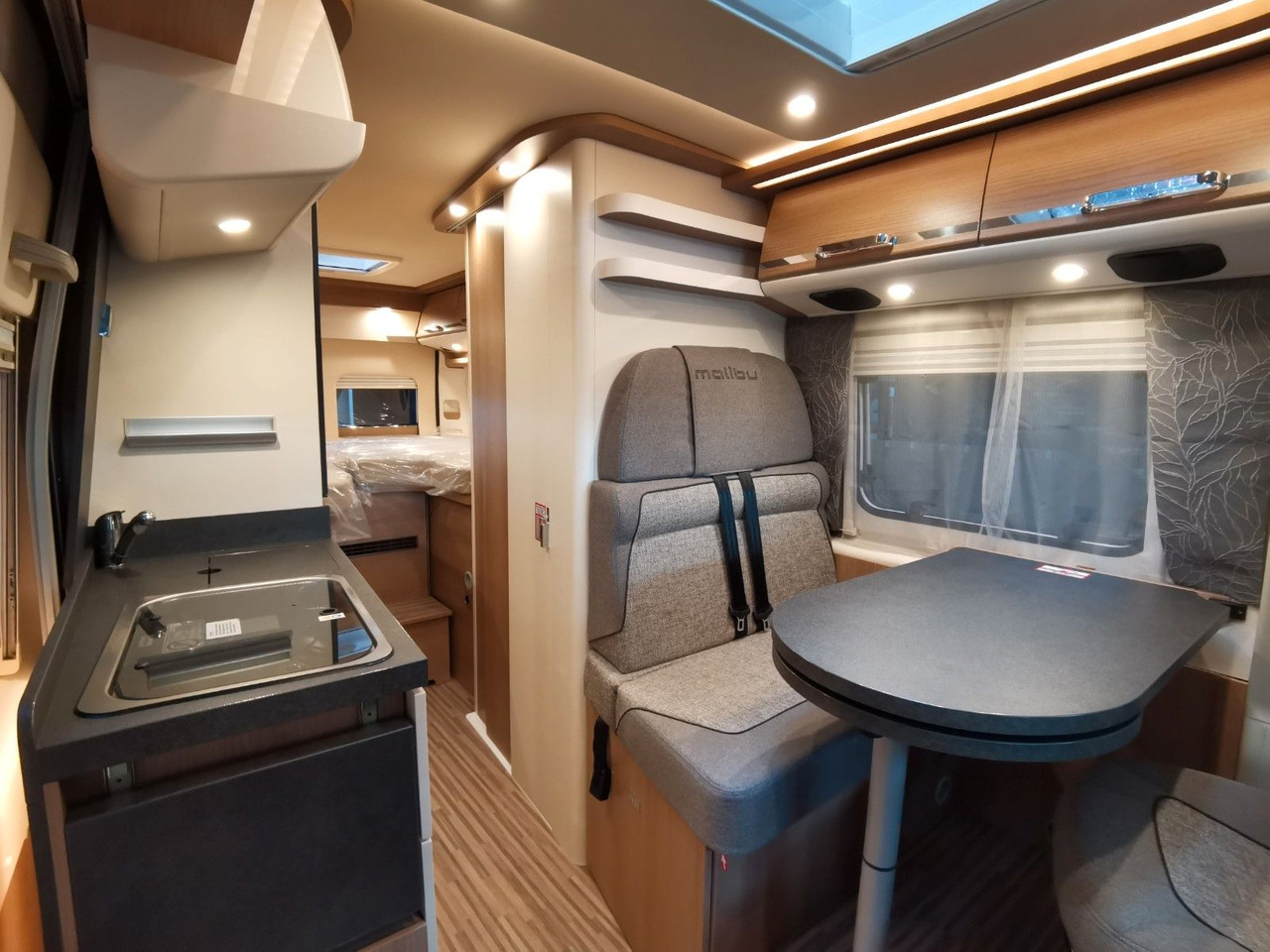 Lizingu i  Malibu VAN COMFORT GT - 640 LE / KLIMAAUTOMATIK / NAVI Malibu VAN COMFORT GT - 640 LE / KLIMAAUTOMATIK / NAVI: foto 13