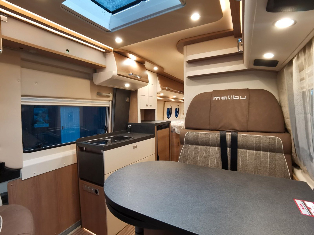 Lizingu i  Malibu VAN DIVERSITY GT- 640 LE K /NAVIGATION & KEYLESS Malibu VAN DIVERSITY GT- 640 LE K /NAVIGATION & KEYLESS: foto 12