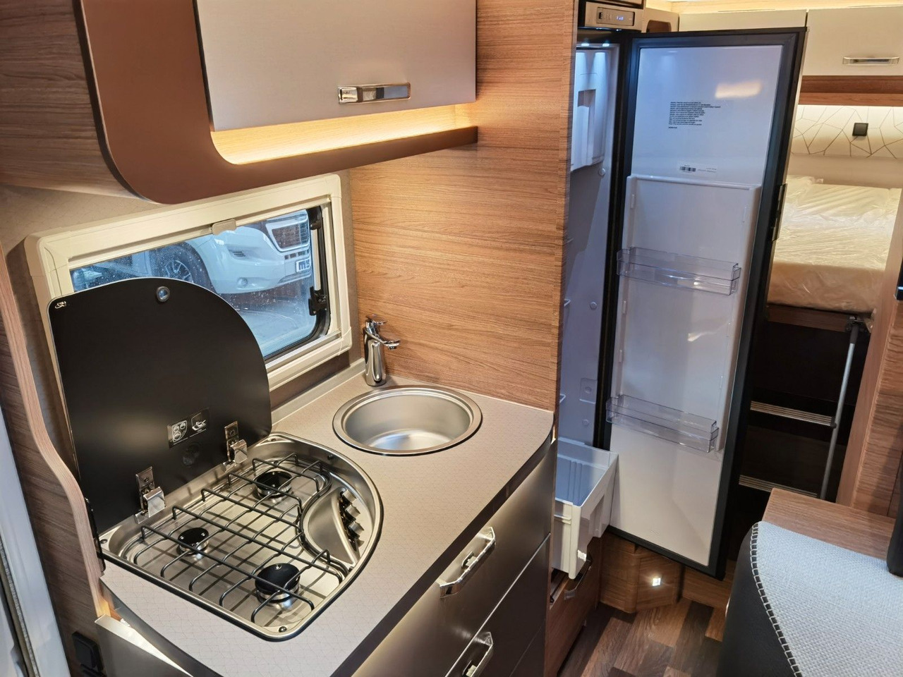 Kamper gjysmë i integruar Weinsberg CARACOMPACT 600 MEG PEPPER / 8G. - AUTOMATIK: foto 15