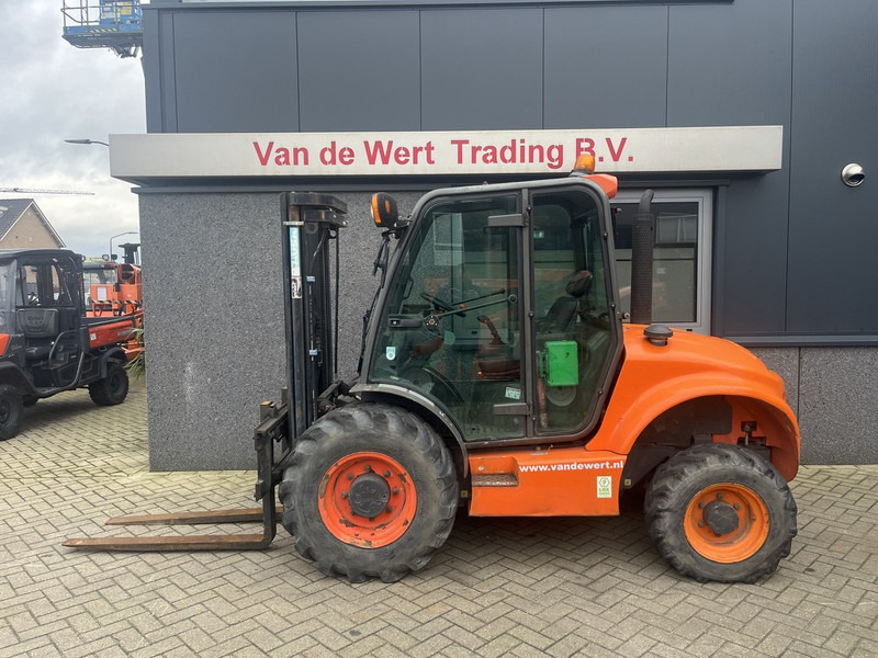 AUSA C 250 H X4 - Ngarkues me pirun për terren të ashpër: foto 2 AUSA C 250 H X4 - Ngarkues me pirun për terren të ashpër: foto 2