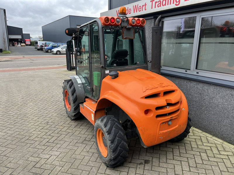 AUSA C 250 H X4 - Ngarkues me pirun për terren të ashpër: foto 5 AUSA C 250 H X4 - Ngarkues me pirun për terren të ashpër: foto 5