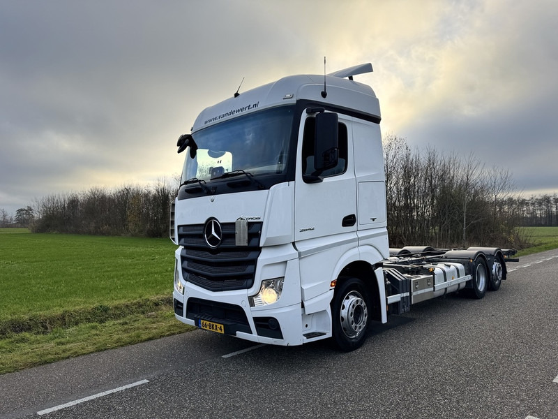 Mercedes-Benz Actros 2542LL 6X2 Full air / BDF Systeem / Chassis Cabine / ACC / AHK / TUV 4-2026 / NL TRUCK - Kamioncine: foto 1 Mercedes-Benz Actros 2542LL 6X2 Full air / BDF Systeem / Chassis Cabine / ACC / AHK / TUV 4-2026 / NL TRUCK - Kamioncine: foto 1