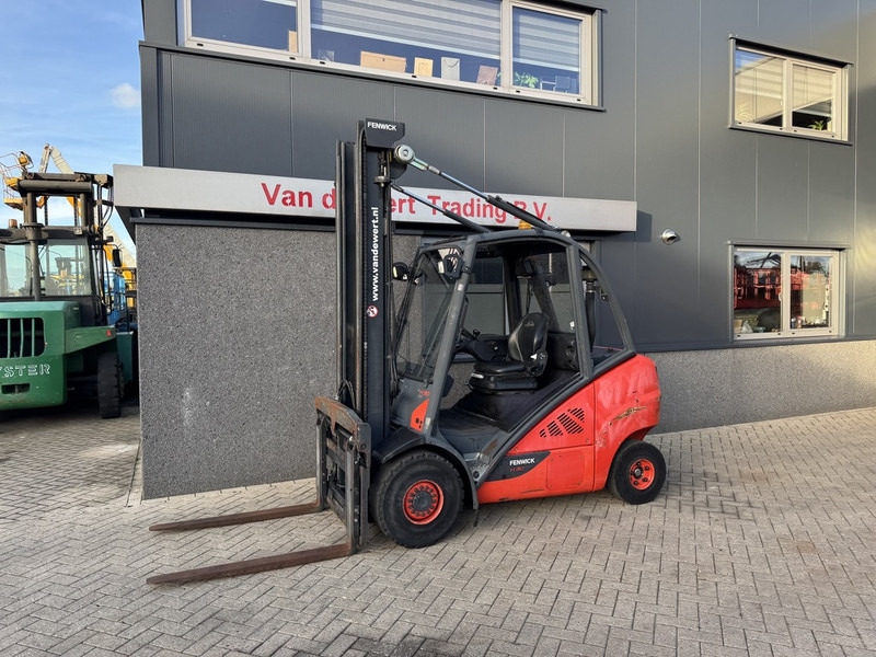 Linde H30D-02 Duplo 450 Sideshift / Vorkversteller VW Diesel 2014 - Pirun më naftë: foto 2 Linde H30D-02 Duplo 450 Sideshift / Vorkversteller VW Diesel 2014 - Pirun më naftë: foto 2