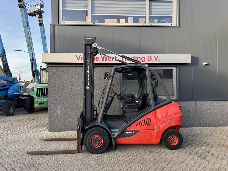 Linde H30D-02 Duplo 450 Sideshift / Vorkversteller VW Diesel 2014 - Pirun më naftë: foto 1 Linde H30D-02 Duplo 450 Sideshift / Vorkversteller VW Diesel 2014 - Pirun më naftë: foto 1