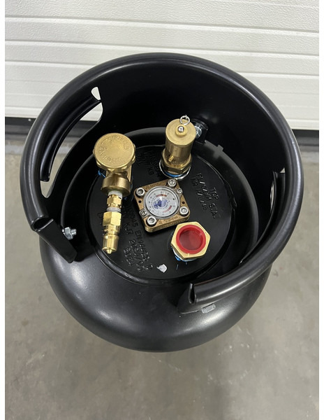 HEFTRUCK TANK 36ltr LPG-GAS-VULBAAR inclusief heftruck koppeling - Pajisje për trajtimin e materialeve: foto 5 HEFTRUCK TANK 36ltr LPG-GAS-VULBAAR inclusief heftruck koppeling - Pajisje për trajtimin e materialeve: foto 5