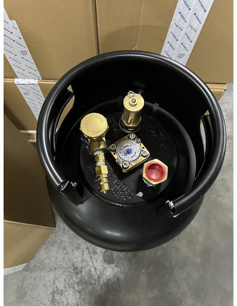 HEFTRUCK TANK 36ltr LPG-GAS-VULBAAR inclusief heftruck koppeling - Pajisje për trajtimin e materialeve: foto 2 HEFTRUCK TANK 36ltr LPG-GAS-VULBAAR inclusief heftruck koppeling - Pajisje për trajtimin e materialeve: foto 2