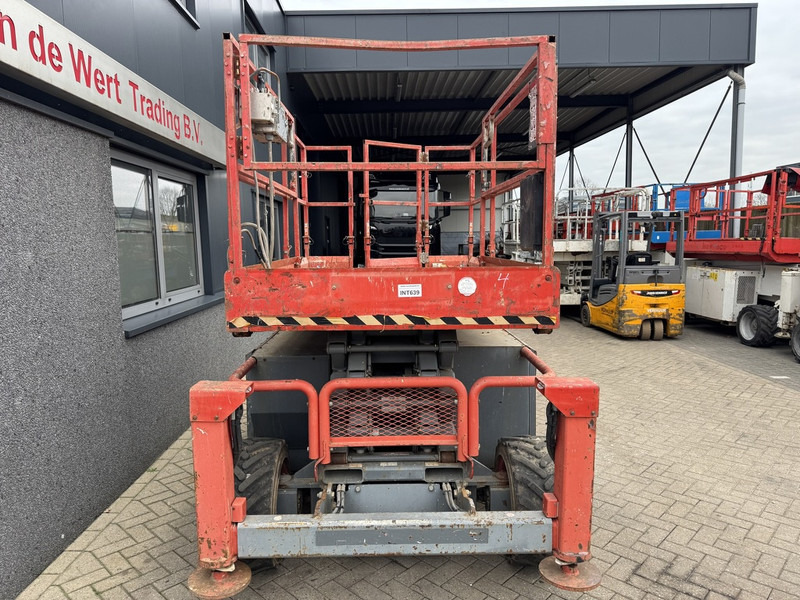 Skyjack SJ 6832RT Schaarhoogwerker / Scissor / Arbeitsbuhne 2015 4X4 Kubota Diesel 12M Werkhoogte - Ngritës gërshërë: foto 4 Skyjack SJ 6832RT Schaarhoogwerker / Scissor / Arbeitsbuhne 2015 4X4 Kubota Diesel 12M Werkhoogte - Ngritës gërshërë: foto 4