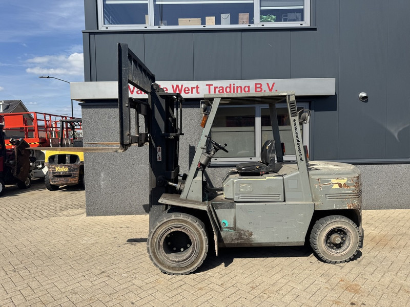 Yang FD-45 Triplo 465 Freelift/Sideshift Diesel 1999 - Pirun më naftë: foto 5 Yang FD-45 Triplo 465 Freelift/Sideshift Diesel 1999 - Pirun më naftë: foto 5