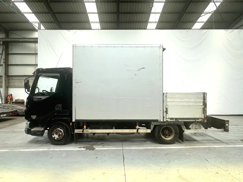 DAF LF 45.180 - Kamion me vinç: foto 2 DAF LF 45.180 - Kamion me vinç: foto 2