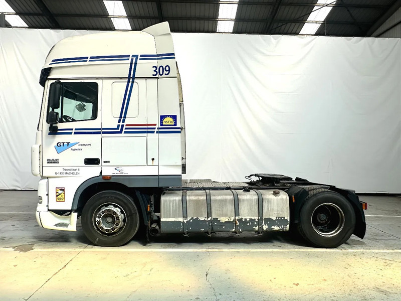 DAF XF 105.410 Superspacecab - Gjysmë-kamion: foto 2 DAF XF 105.410 Superspacecab - Gjysmë-kamion: foto 2
