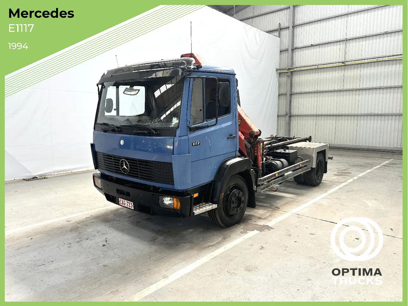 Mercedes-Benz 1117 PALFINGER CRANE / KRAAN / GRUE - Kamion me vinç: foto 1 Mercedes-Benz 1117 PALFINGER CRANE / KRAAN / GRUE - Kamion me vinç: foto 1