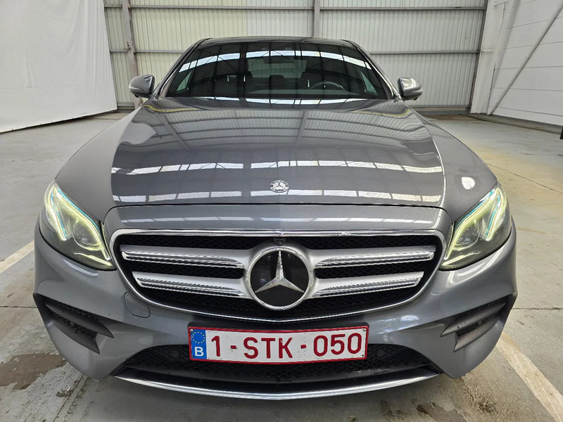 Mercedes-Benz E-Klasse 350 / AMG Line / 9G / PANO / Designo / FULL OPTION / MOTORPROBLEM-PROBLEME DE MOTEUR -MOTORPROBLEM - Veturë: foto 2 Mercedes-Benz E-Klasse 350 / AMG Line / 9G / PANO / Designo / FULL OPTION / MOTORPROBLEM-PROBLEME DE MOTEUR -MOTORPROBLEM - Veturë: foto 2