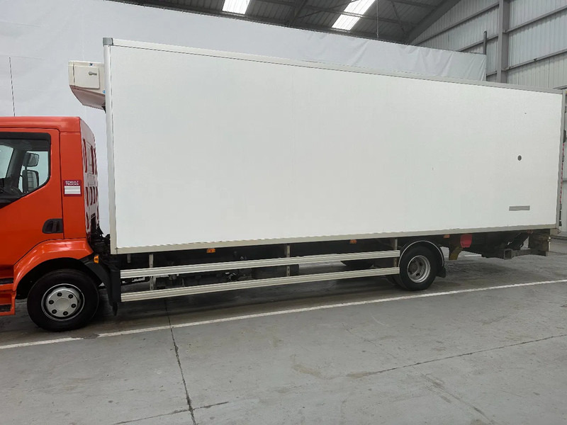 Renault D 12 220 / 264728 km - Kamion frigorifer: foto 2 Renault D 12 220 / 264728 km - Kamion frigorifer: foto 2