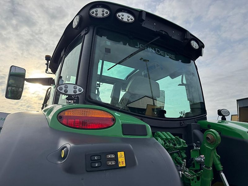 John Deere 6R110 AP 50KM COMMAND-PRO + VOORLADER G5-DISPLAY!!! - Traktor: foto 5 John Deere 6R110 AP 50KM COMMAND-PRO + VOORLADER G5-DISPLAY!!! - Traktor: foto 5