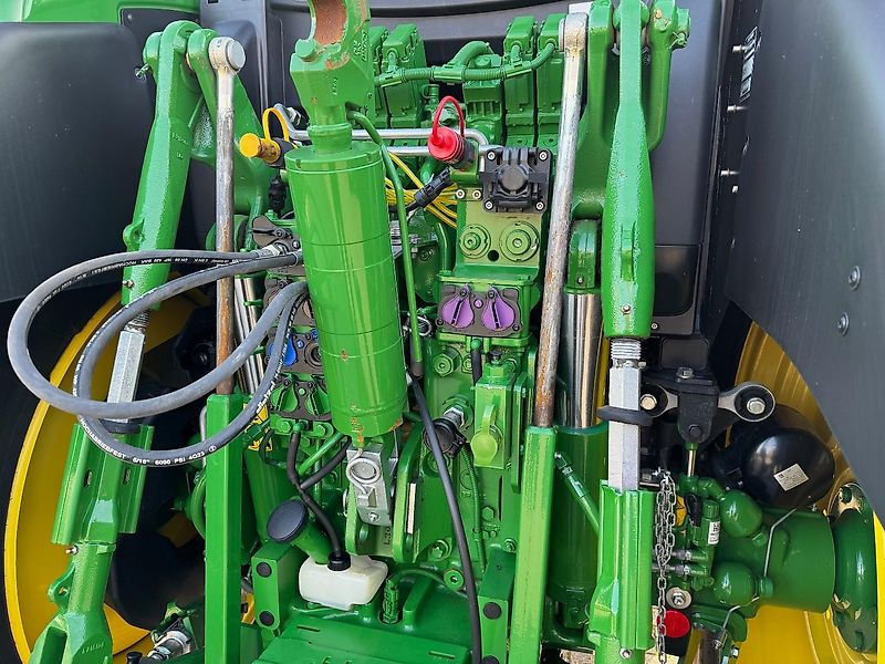 John Deere 6R155 AP 50KM COMMAND-PRO G5-PLUS 2024 1340 UUR!!! - Traktor: foto 5 John Deere 6R155 AP 50KM COMMAND-PRO G5-PLUS 2024 1340 UUR!!! - Traktor: foto 5