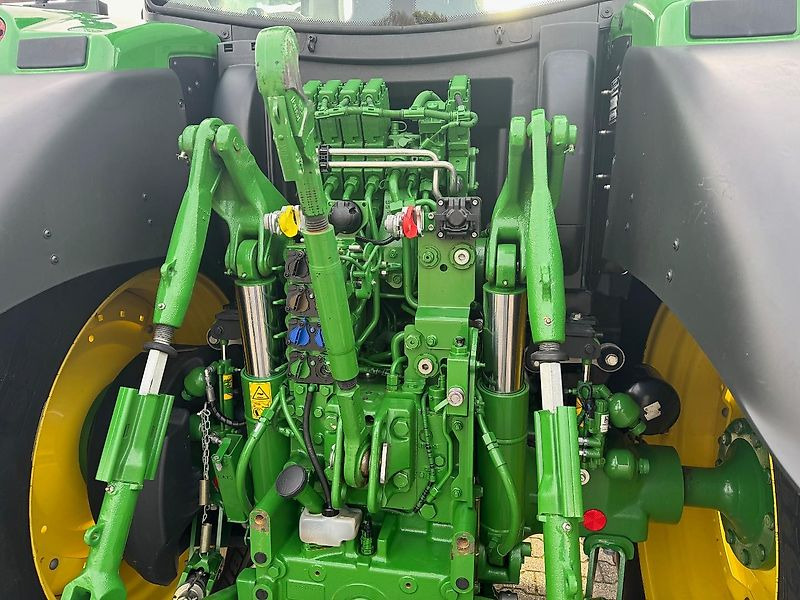 John Deere 6R175 AP 50KM COMMAND-PRO G5-PLUS 2024 645 UUR!!! - Traktor: foto 4 John Deere 6R175 AP 50KM COMMAND-PRO G5-PLUS 2024 645 UUR!!! - Traktor: foto 4