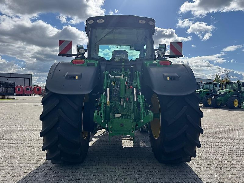 John Deere 6R195 AP 50KM COMMAND-PRO G5-PLUS 2024 690 UUR!!! - Traktor: foto 3 John Deere 6R195 AP 50KM COMMAND-PRO G5-PLUS 2024 690 UUR!!! - Traktor: foto 3