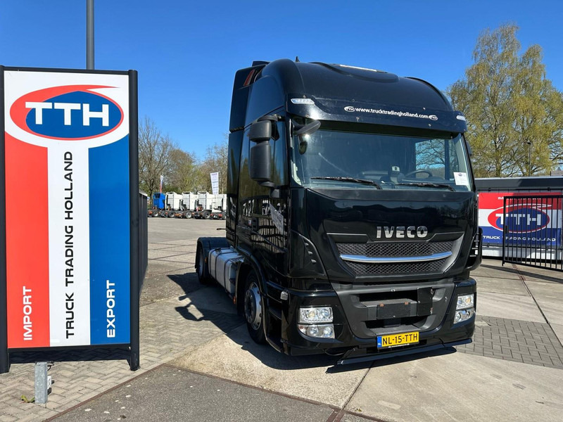 Iveco AS440S46T/FP-LT HI-WAY 2x fueltank height adjustable 5th wheel - Gjysmë-kamion: foto 1 Iveco AS440S46T/FP-LT HI-WAY 2x fueltank height adjustable 5th wheel - Gjysmë-kamion: foto 1