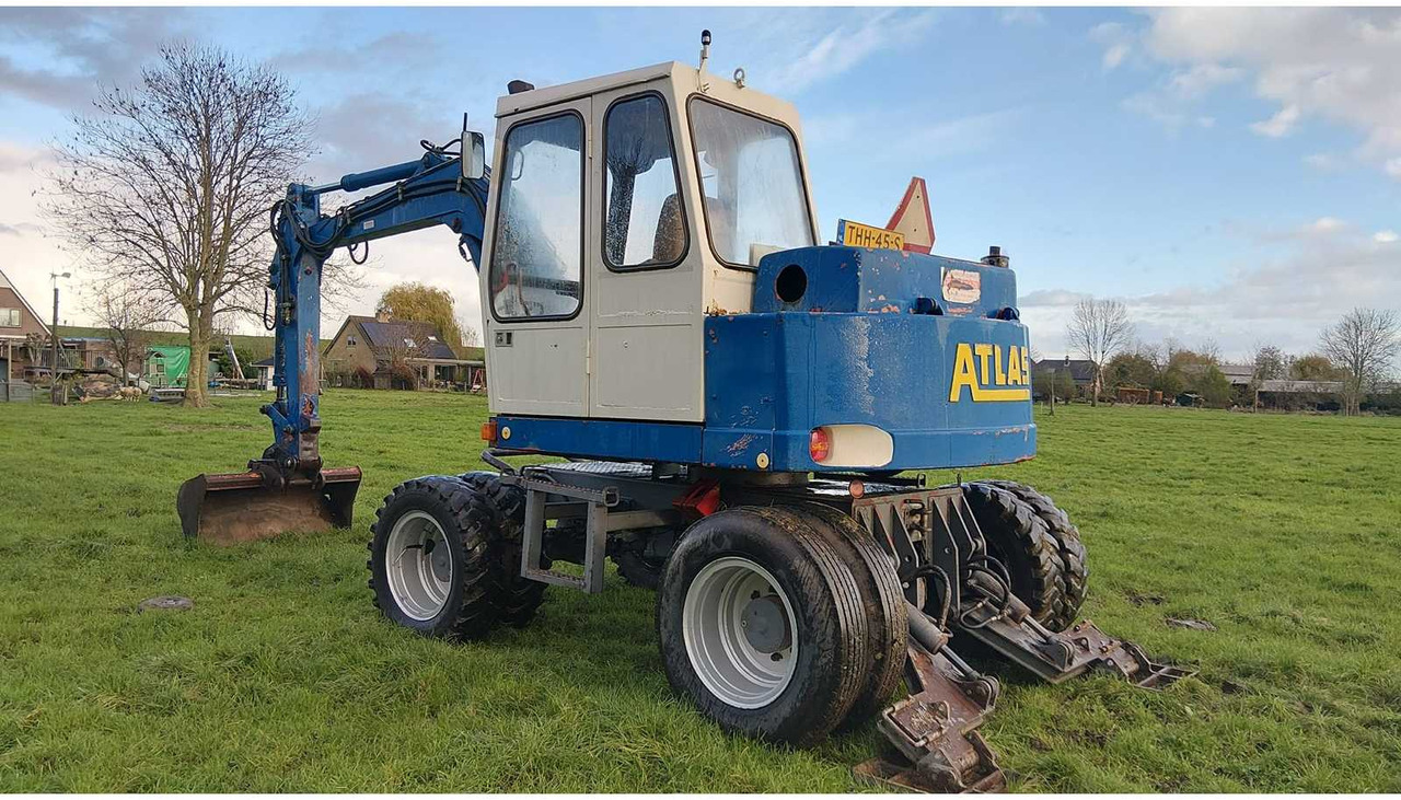 1989 ATLAS 1004 WHEELED EXCAVATOR - Ekskavator me goma: foto 4 1989 ATLAS 1004 WHEELED EXCAVATOR - Ekskavator me goma: foto 4