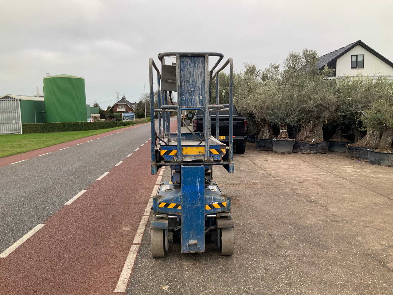 2000 UPRIGHT SL20 AERIAL WORK PLATFORM - Platformë ajrore: foto 3 2000 UPRIGHT SL20 AERIAL WORK PLATFORM - Platformë ajrore: foto 3